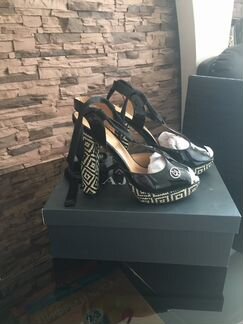 Босоножки Armani