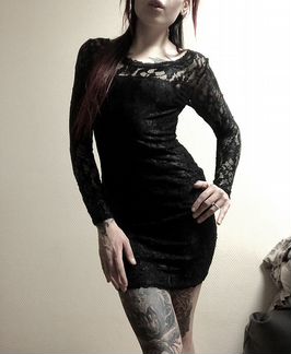 Платье черное