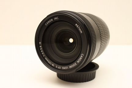 Canon EF-S 18-135mm f/3.5-5.6 IS