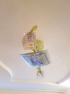 Светильник детский потолочный и тюль