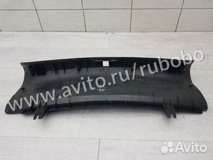 Обшивка багажника средняя Audi A6 C6 AUK 2006