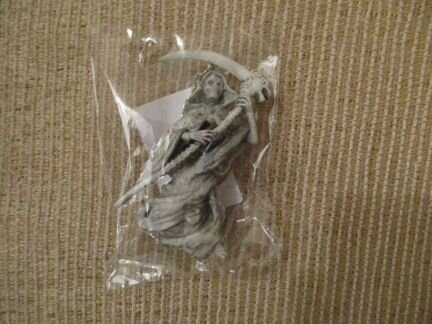 Брелок череп