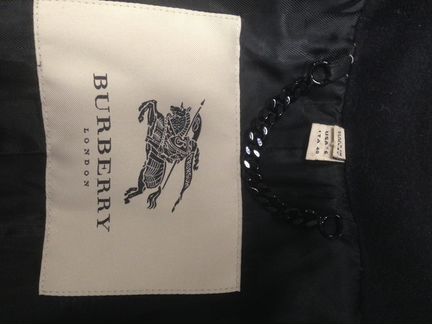 Пальто Burberry 38-40 размера(оригинал)