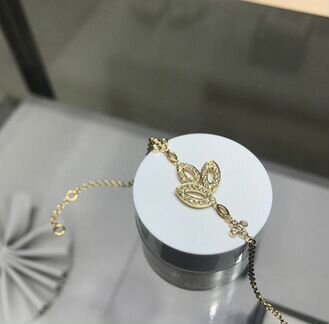 Золотой браслет Harry Winston