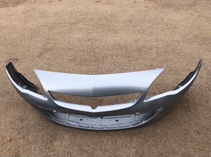 Бампер передний Opel Astra J 2013