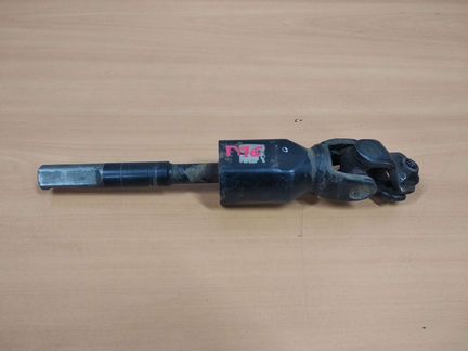 Рулевой карданчик Nissan Almera N16