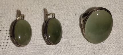 Комплект серьги и кольцо Нефрит Мельхиор