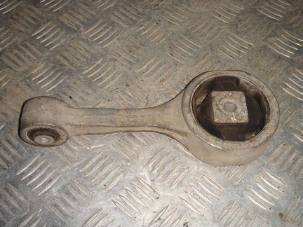 Подушка крепления МКПП 5 ст. skoda fabia II 2007-2