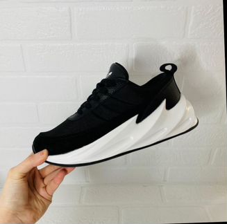Кроссовки Adidas