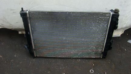 Радиатор охлаждения Hyundai Elantra MD под МКПП