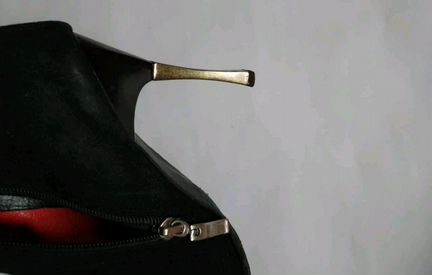 Сапоги на шпильке