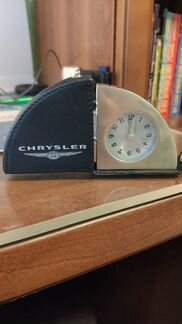 Компактные часы Chrysler