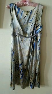 Платье шелковое