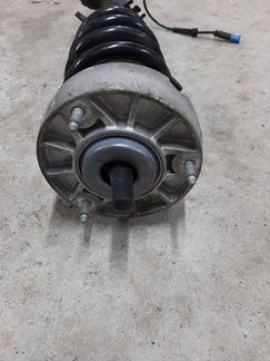 Стойка амортизатора передняя левая Bmw X5 F15 3.0