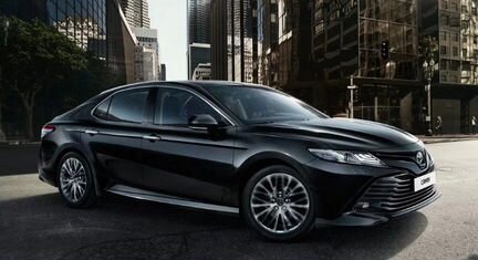 Toyota Camry V70 Решетка радиатора под камеру