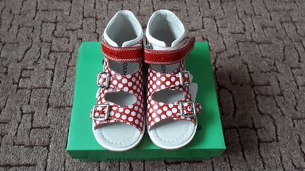 Сандалии ортопедические р.30