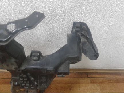 Панель передняя Hyundai Santa Fe 3 oem 641212w500
