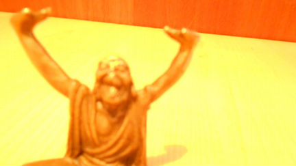 2 латунные фигурки, одна Кришна Гопал