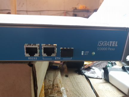 Автономный VoIP-шлюз Iskratel SI3000 peso