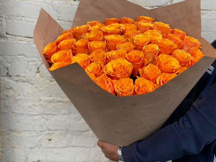 Букет оранжевых роз