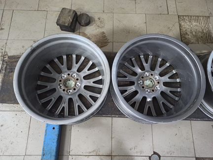 9J R20 IS44 оригинал BMW ronal silver