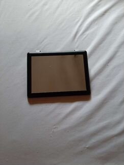 Салонное зеркало автомобиля