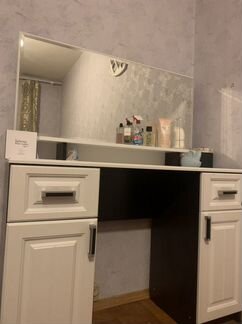 Туалетный столик