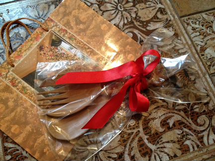 Подарочный деревянный кухонный резной набор новый