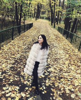 Меховая жилетка