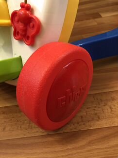Ходунки Chicco игровой центр 2 в 1