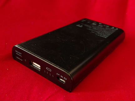 Портативный аккумулятор Sony CP-V10 10000 mAh