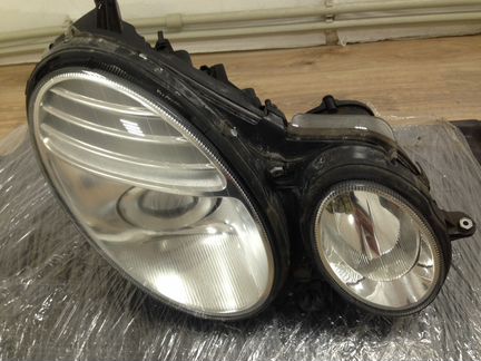 Фара Мерседес W211 рестайлинг