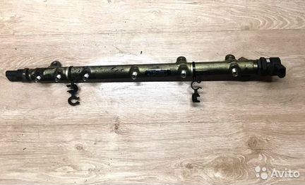 Рейка топливная Mercedes w211 A6120700195