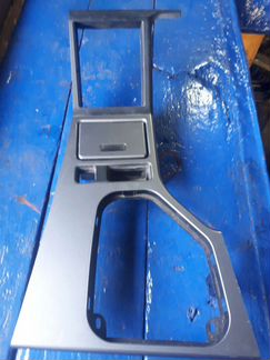 Бмв 5 Е39 декоративная вставка В консоль