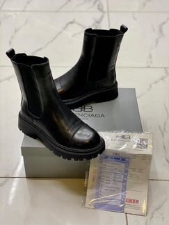 Шикарные ботинки Balenciaga