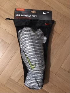 Футбольные щитки