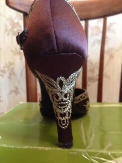 Туфли женские