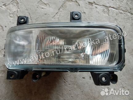 Фара Мерседес Атего 9738201361