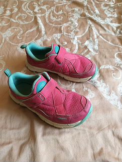 Кроссовки