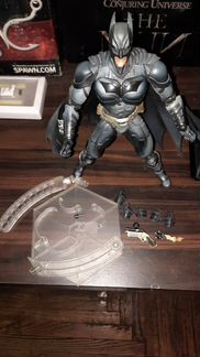 Play arts kai batman dark knight