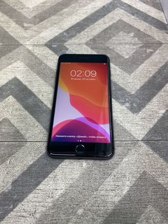 iPhone 8 Plus 64Gb