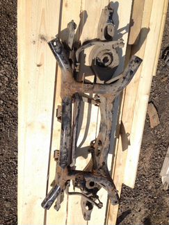 Подрамник задний Mitsubishi Outlander XL