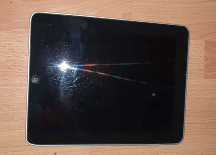 Продаю iPad серого цвета