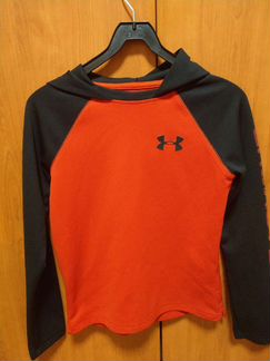 Свитшот Under Armour на мальчика 11-12 лет