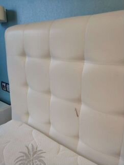 Кровать 180*200 с матрасом и 2-мя тумбочками