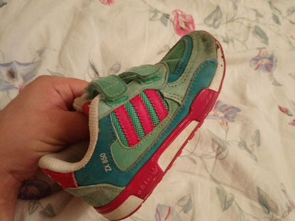 Кроссовки для девочки adidas