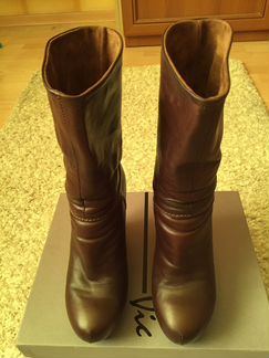 Женские зимние сапоги Vic 35 р