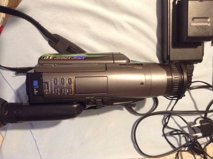 Видеокамера Panasonic NV-VX33EN