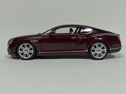 Bentley Continental GT Coupe 2016 1:18 Paragon
