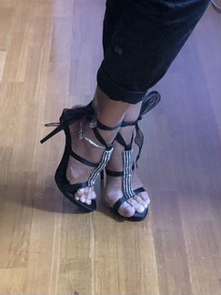 Босоножки открытые